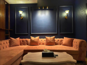 Regal Burgundy Suite